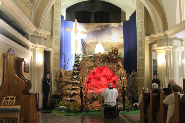 „Nie zmarnuj tego Wielkiego Piątku” Liturgia Męki Pańskiej w Siemiatyczach