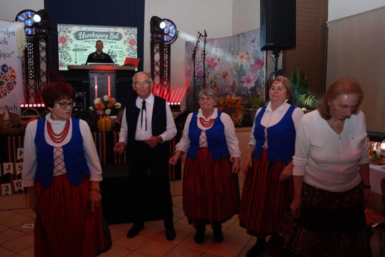 Wiklina, ludowe pieśni i „Urzekający Bal” w Jaźwinach